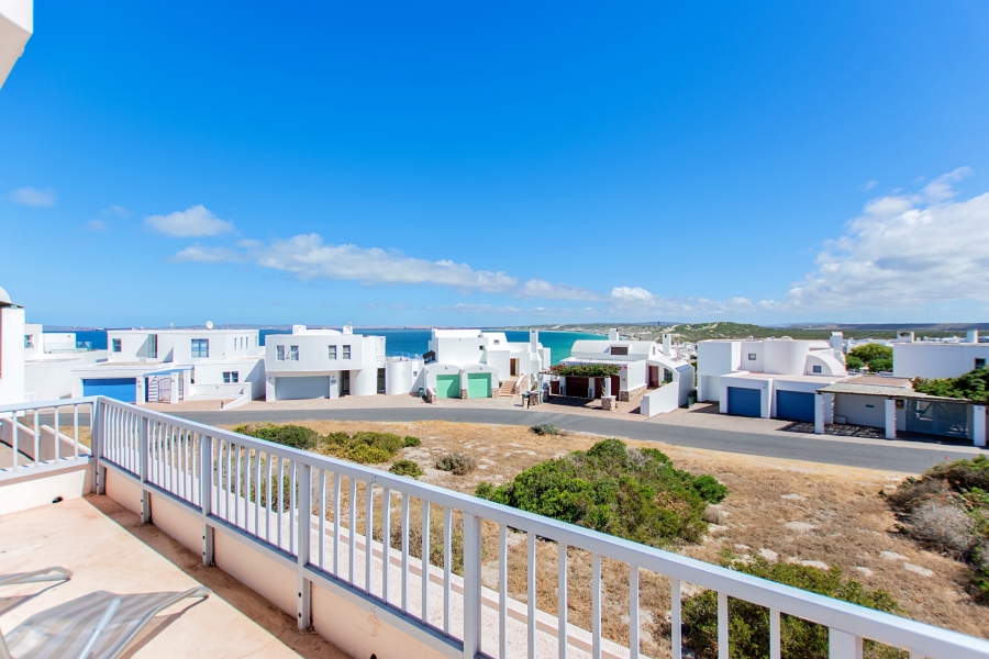 6 Bedroom Property for Sale in Paradise Beach Western Cape